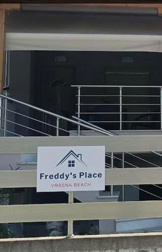 Freddy'S Place Неа-Врасна Экстерьер фото